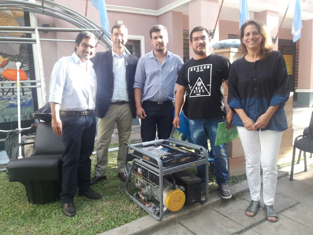 Desarrollo Social entrego maquinarias y herramientas a emprendedores de la economía social