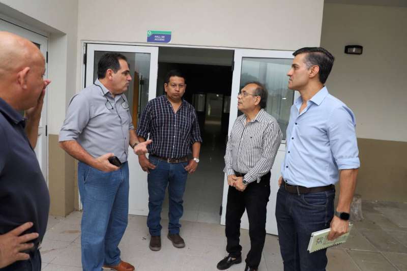 La Provincia ultima detalles del nuevo hospital de Santa Rosa