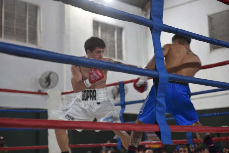 Una gran noche de boxeo se vivió en la Secretaría de Deportes de la Provincia